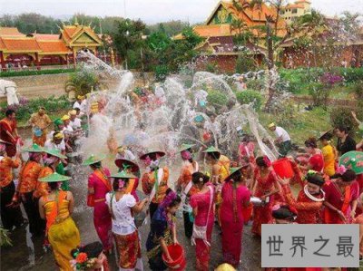 ​泼水节是哪个民族的节日 泼水节的来历介绍