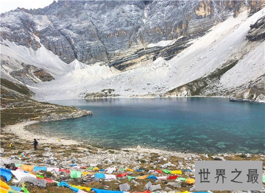稻城亚丁机场怎么样，旅游胜地稻城亚丁为什么不能坐飞机