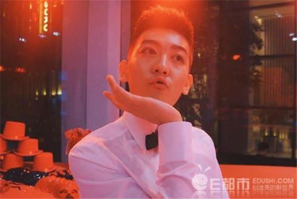 马东为什么不签姜思达 姜思达为什么叫大美玲出柜了吗男朋友是谁