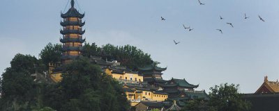 ​水漫金山寺的故事发生在哪里