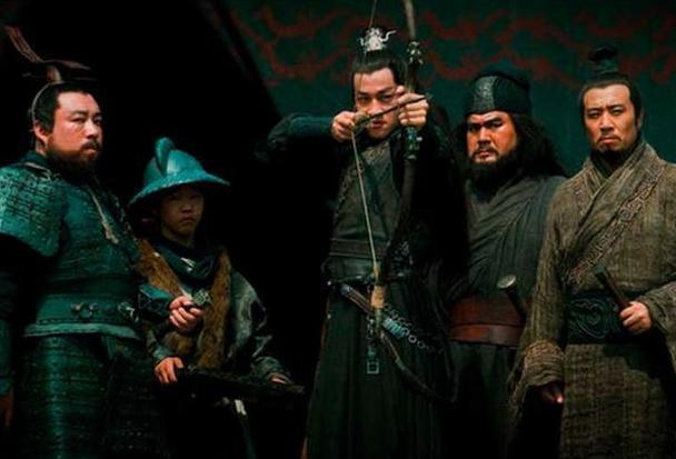 三国：吕布没斩杀名将，为何被尊为