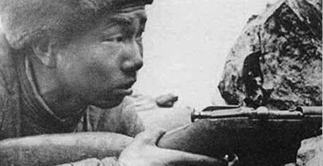 世界最牛十大狙击手，美国有2人，苏联有4人，中国的他也上榜