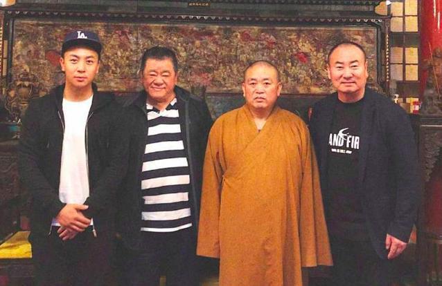 释小龙父亲名下9家公司，武校占地330亩，每家公司都打儿子名号