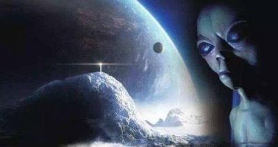 ​希拉里要开放51区外星人真相要彻