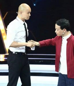 ​崔万志：一位身残志坚的励志人物的创业故事