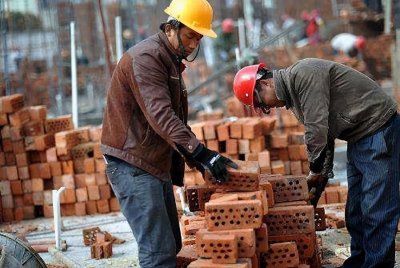 ​日结工资，是否可以解决农民工拖欠薪资的问题？是妥协还是无奈？
