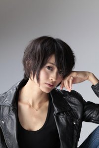 ​迪迦奥特曼女皮套演员