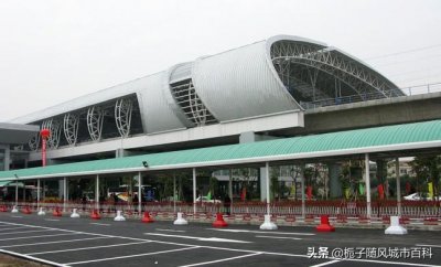 ​广珠城际铁路主线和支线的换乘站-小榄站