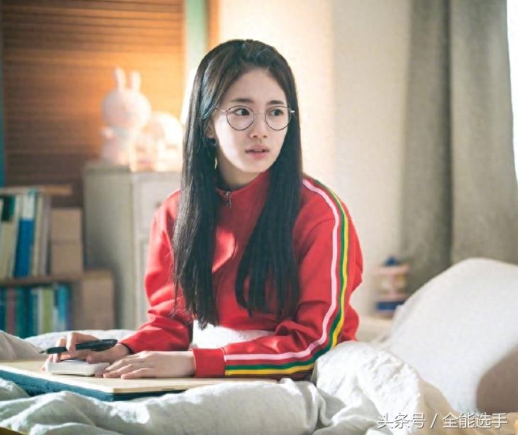 《当你沉睡时》剧中女主这么养眼，两点全在穿搭上面！
