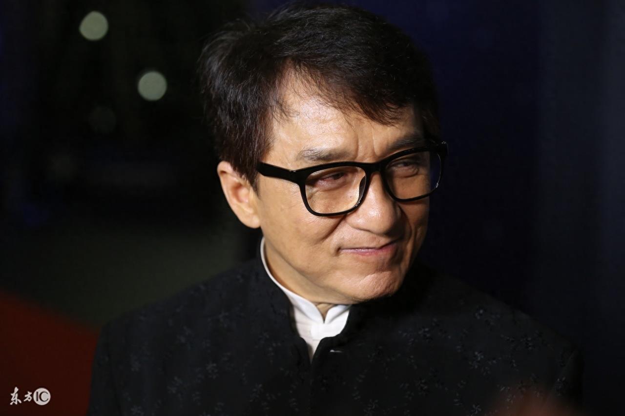 成龙大哥发声力挺《战狼2》，中国功夫电影需要吴京这样的人