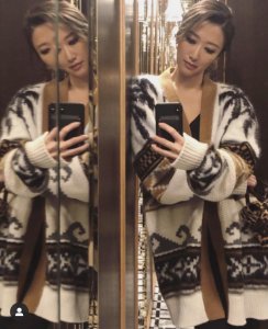 ​谢霆锋37岁妹妹谢婷婷为女儿庆生母爱洋溢，孩子白胖生父至今不详