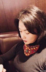 ​金星晒与女儿罕见合照，女儿笑容甜美，打了马也能看出很漂亮哦！