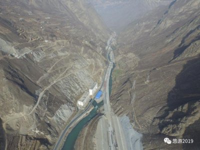 ​川藏高速公路（南线雅康、北线汶马）部分重大地质灾害处治思考