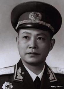 ​1955年实行军衔制，全军军长政委任职名单，授衔情况及照片大全
