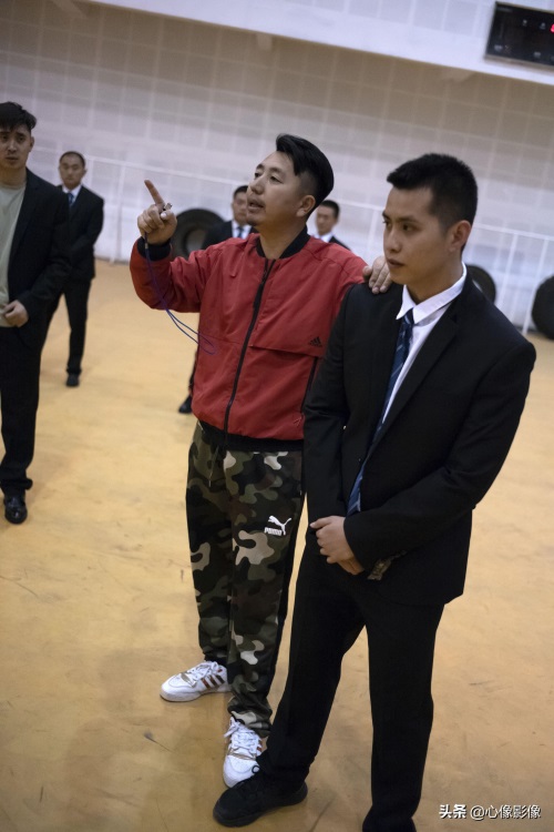 这所训练职业保镖的私人学校，服务对象有马云、成龙、贝克汉姆等