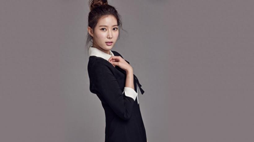 韩国美女明星林秀香