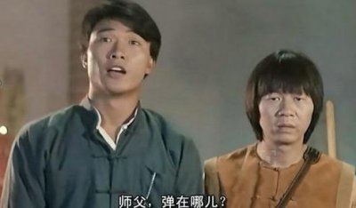 ​还记得《僵尸先生》里的“倒霉蛋”文才吗？难忘初恋，猝死家中