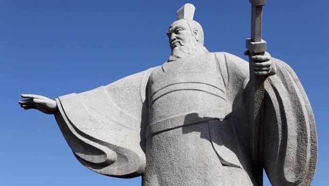 谁帮曹丕（谁给曹丕让位的故事）