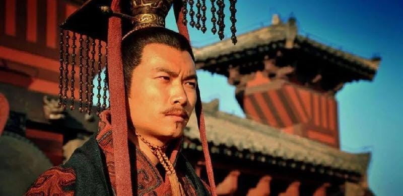 谁帮曹丕（谁给曹丕让位的故事）