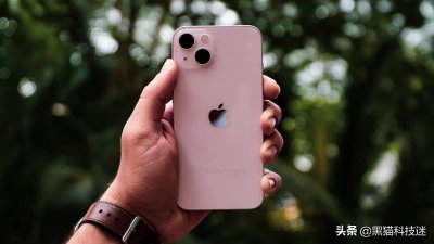 ​苹果手机背面发热怎么办（iphone手机发热如何解决）