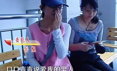 ​男子8次求婚都遭拒绝，一气之下迎娶别人，女友：你还我8年青春