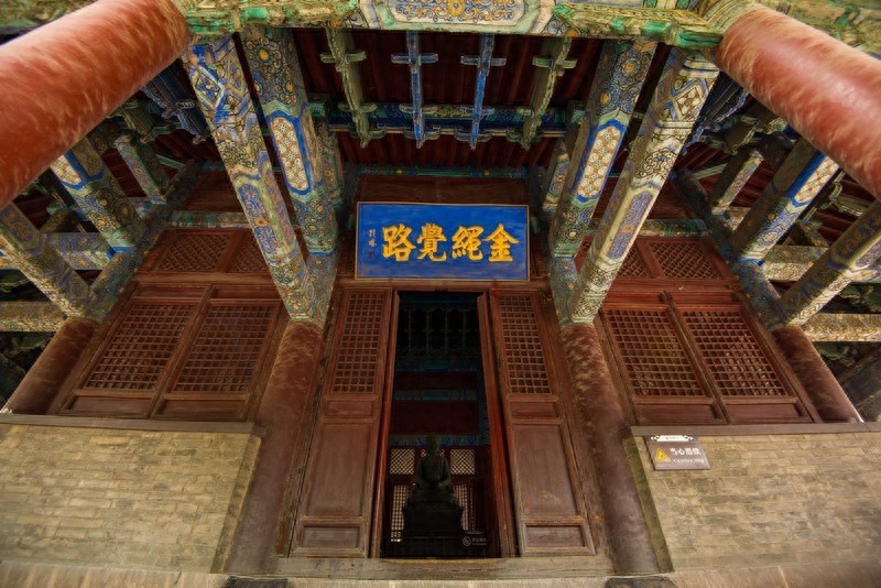 隆兴寺，国内规模较大保存完整的佛教寺院，中国十大名寺之一