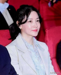 ​冻龄女神李英爱不老秘诀
