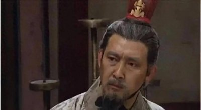​为什么贾后要杀司马亮？