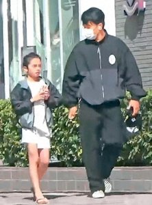 ​小糯米曝光！颜值与杨幂相似度惊人，网友：基因的力量真神奇