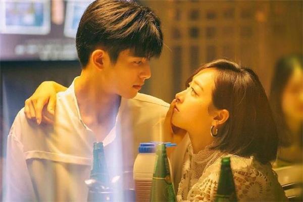 约会时女生不让牵手说明什么 约会怎么找机会和女孩牵手 约会时女生不让牵手说明什么 约会怎么找机会和女孩牵手