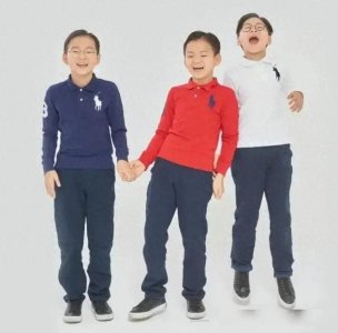 ​《超人回来了》宋家三胞胎12岁照曝光，网友惊叹：典型的韩男长相