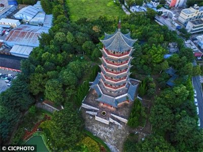 ​云南昆明：秋访昙华寺