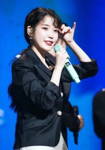 ​IU（李知恩）小姐姐美图来袭