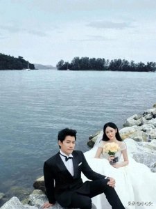 ​陈乔恩与小9岁丈夫举行婚礼本人发文：“终于穿了自己的婚纱”