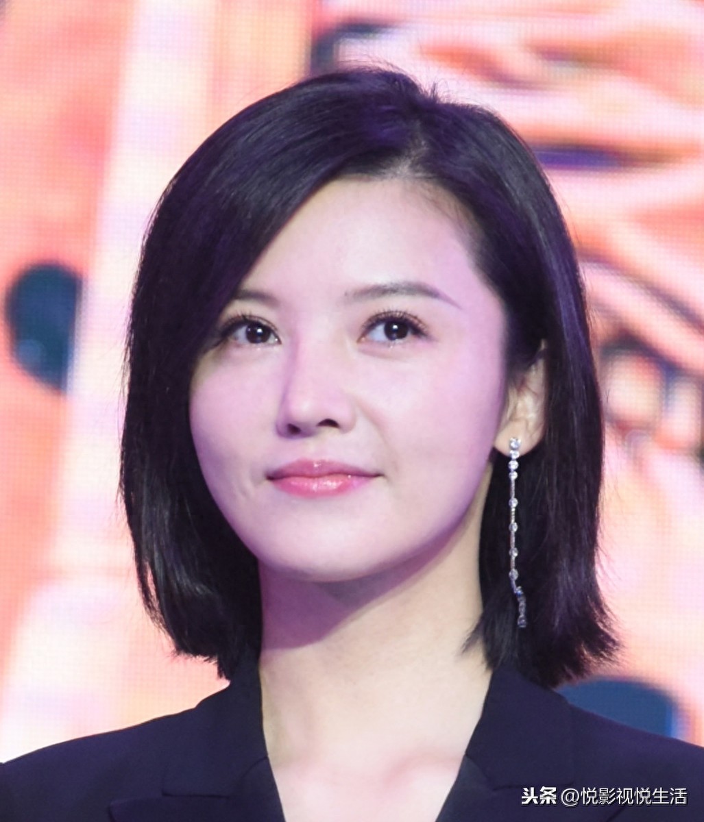 气质清纯内敛的“杨子姗”，有着中国女性的温顺与柔情，你觉得呢