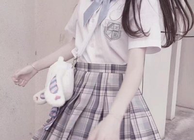 ​在网上怎么才能逗女孩开心？