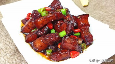 ​教你制作“川味红烧肉”，做出来软糯好吃，肥而不腻，不比饭店差