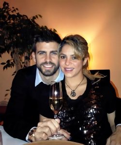 ​巴萨球星皮克疑似婚内出轨，被妻子夏奇拉捉奸在床，现已分居