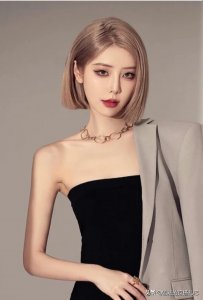 ​最近火了一种发型叫：“一刀切”，免打理又减龄，让你阿姨变姐姐