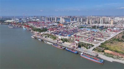 ​300张码头照片，见证武汉30年巨变