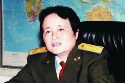 ​空军首位女将军刘弥群同志简历