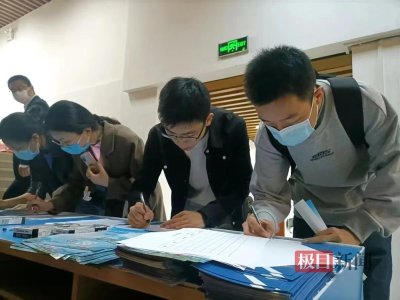 ​十堰举办100多场招聘活动广纳各地英才