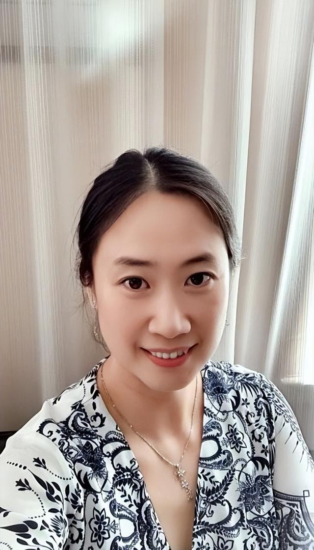 43岁芙蓉姐姐近况曝光成千万富婆（44岁芙蓉姐姐近况）(35)