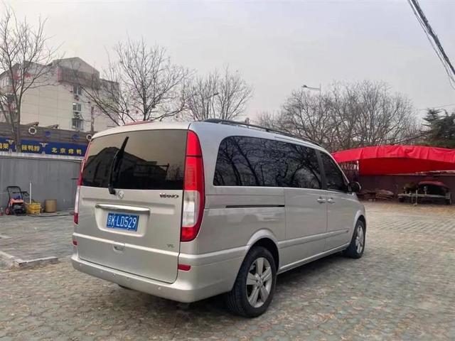11款奔驰唯雅诺改装房车（改装房车的好底子奔驰维亚诺）(6)