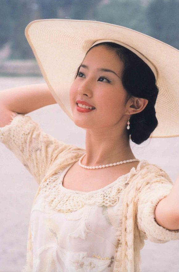 宋承宪刘亦菲近况如何（无修图照引网友热议）(31)