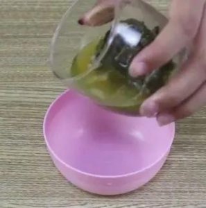 ​眼霜不用买，教你在家自制纯天然眼霜，好用多了