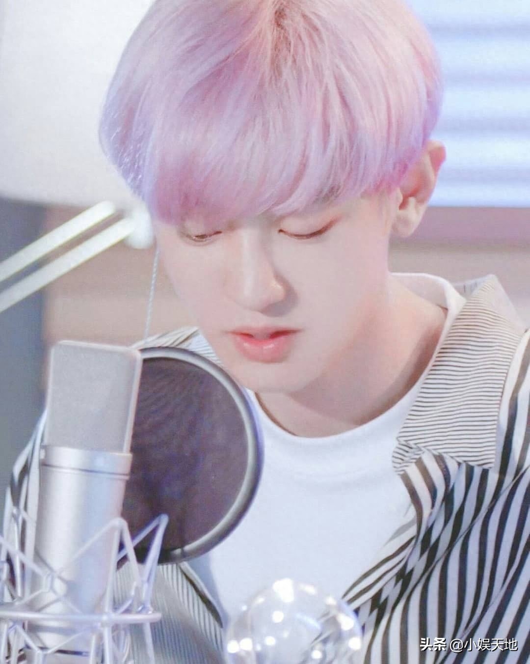 EXO成员灿烈图集,一大波壁纸来袭,真的很吃灿烈的颜