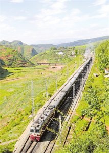 ​K2058次列车歌声唱出浓浓的爱