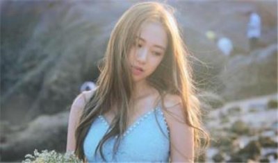 ​小动作证明女生喜欢你，真正喜欢你的女生才有这些小动作