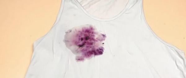 车厘子水滴在衣服上怎么能洗掉,车厘子汁弄到衣服上怎么办图4